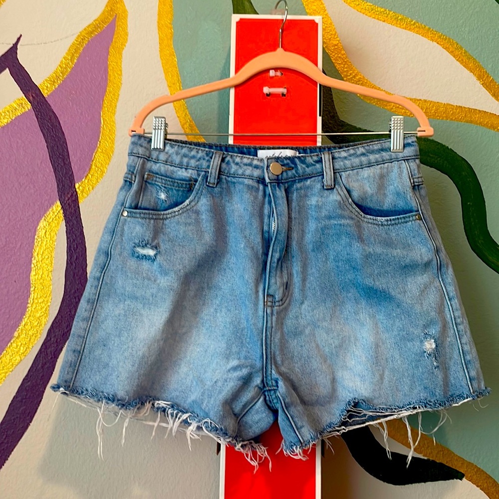 Petal and pup mom shorts size 10